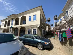 8bdrm Block of Flats in Kubwa for sale