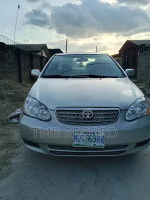 Toyota Corolla 2004 Silver