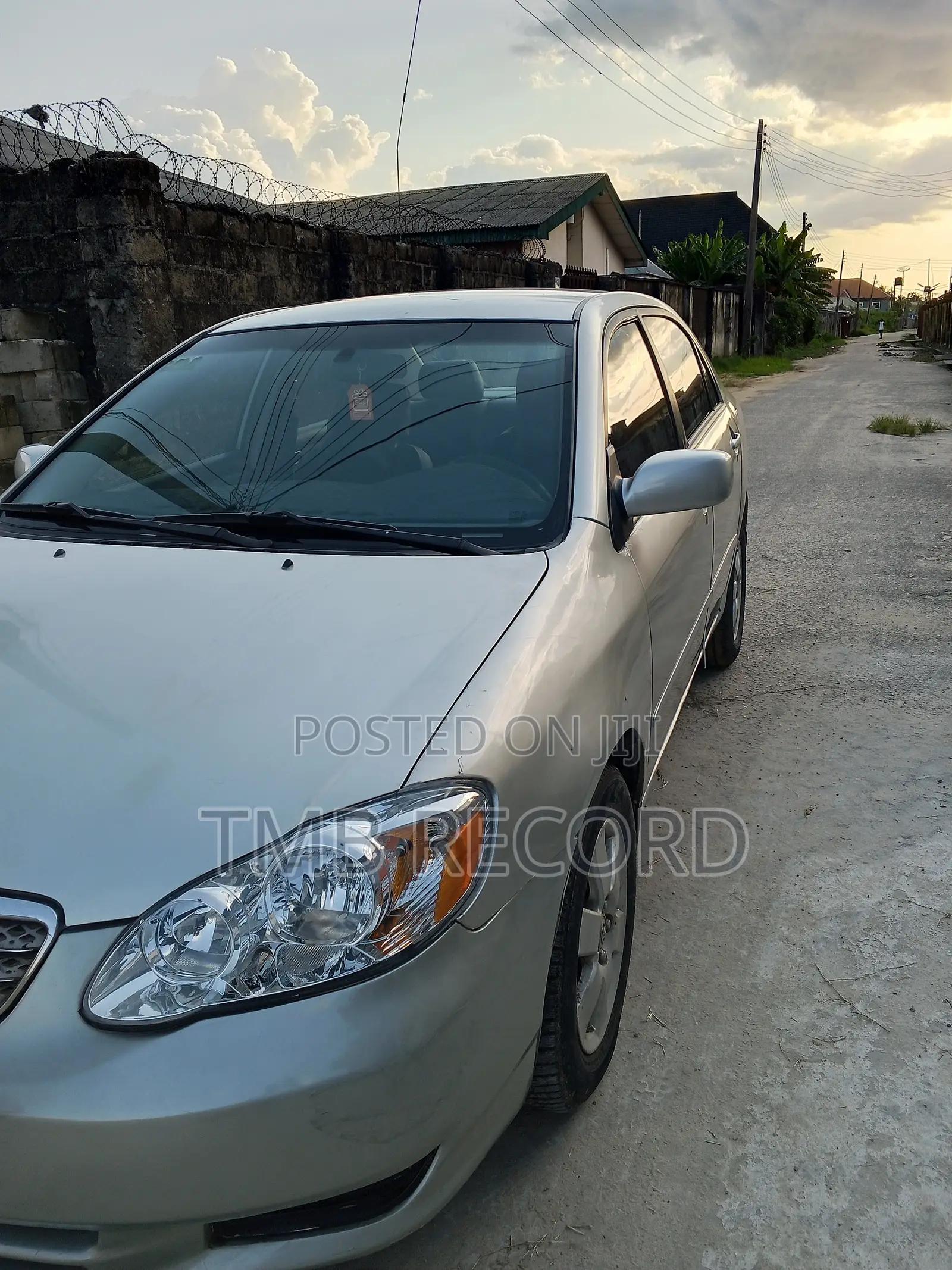 Toyota Corolla 2004 Silver