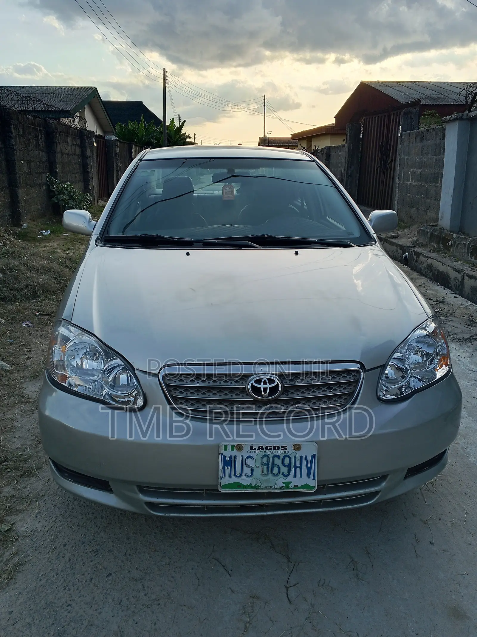 Toyota Corolla 2004 Silver