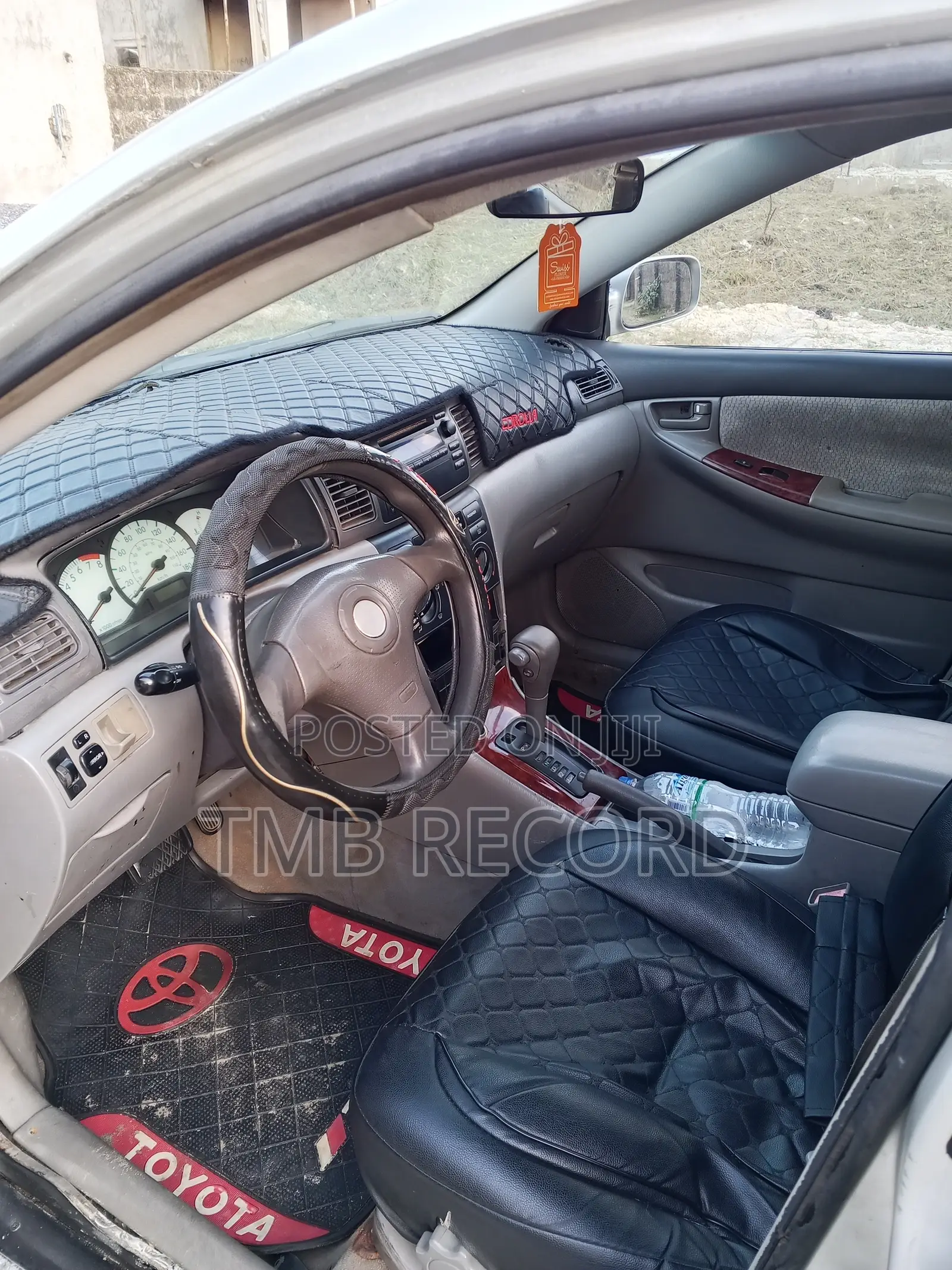 Toyota Corolla 2004 Silver