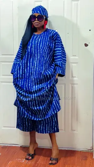 Big Gown and Three Quarter Trouser - Style 831