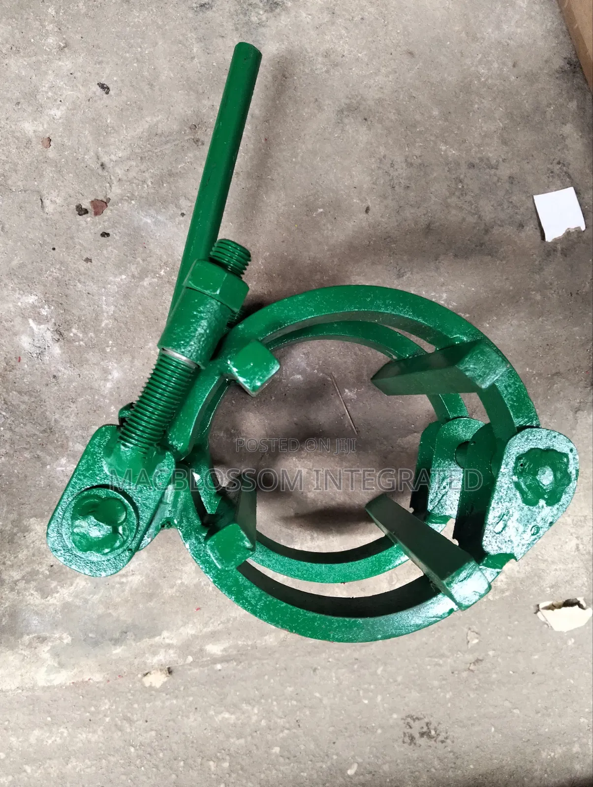 4" Pipe Clamp