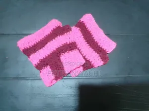 New Crochet Finger Less Glove