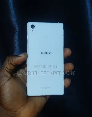 Sony Xperia Z1 16 GB White