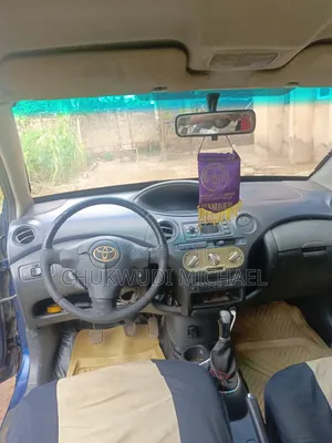 Toyota Yaris 2005 Blue