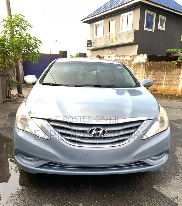 Hyundai Sonata 2012 Blue