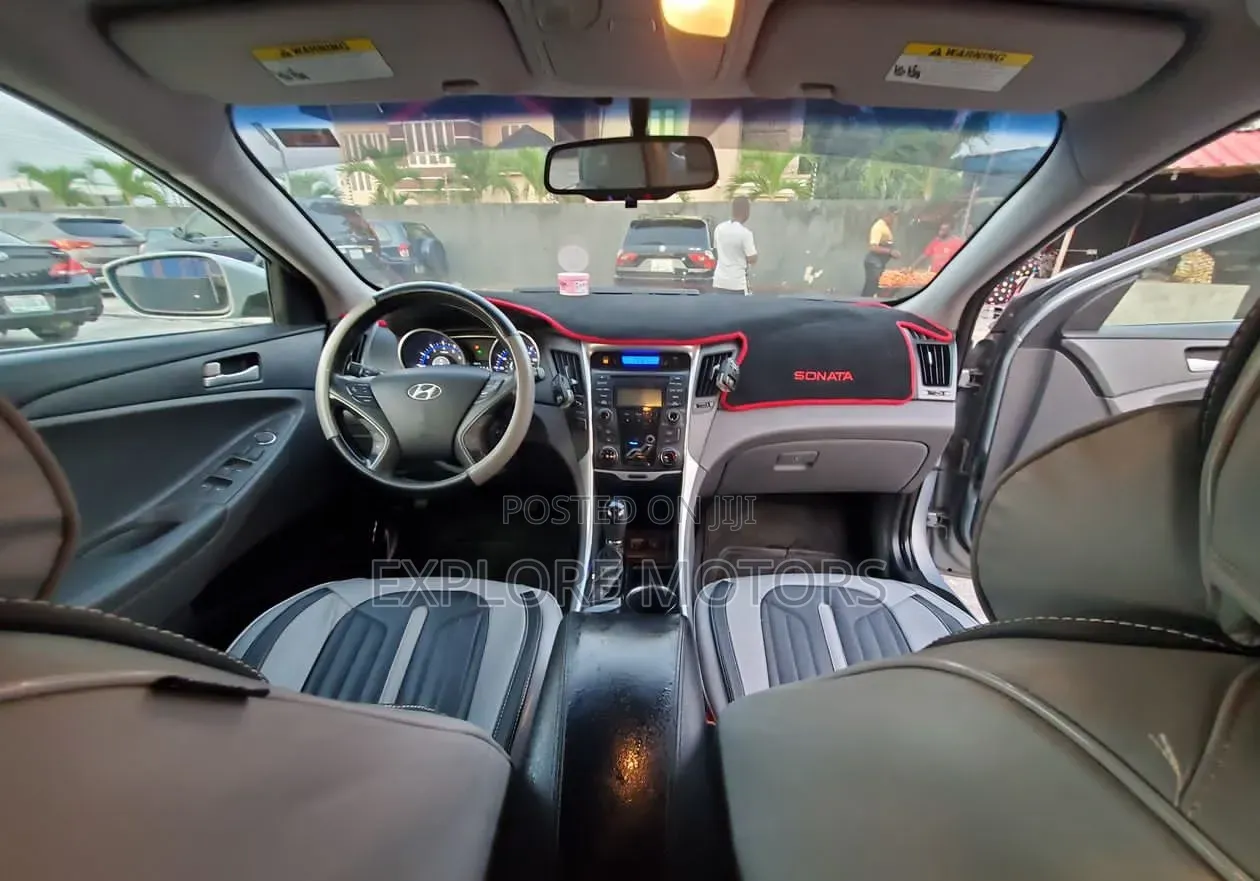 Hyundai Sonata 2012 Blue