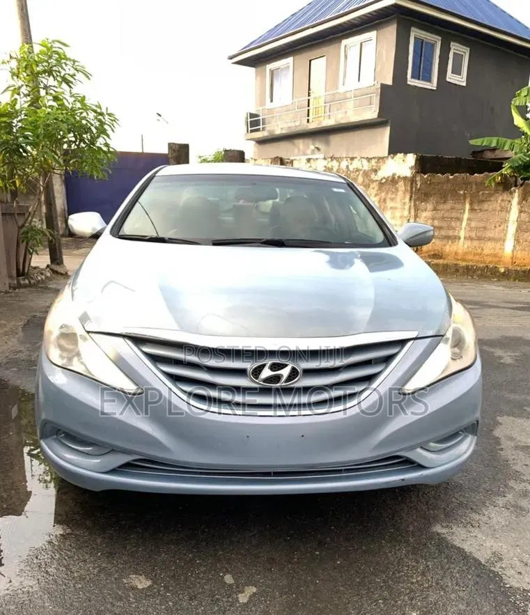 Hyundai Sonata 2012 Blue