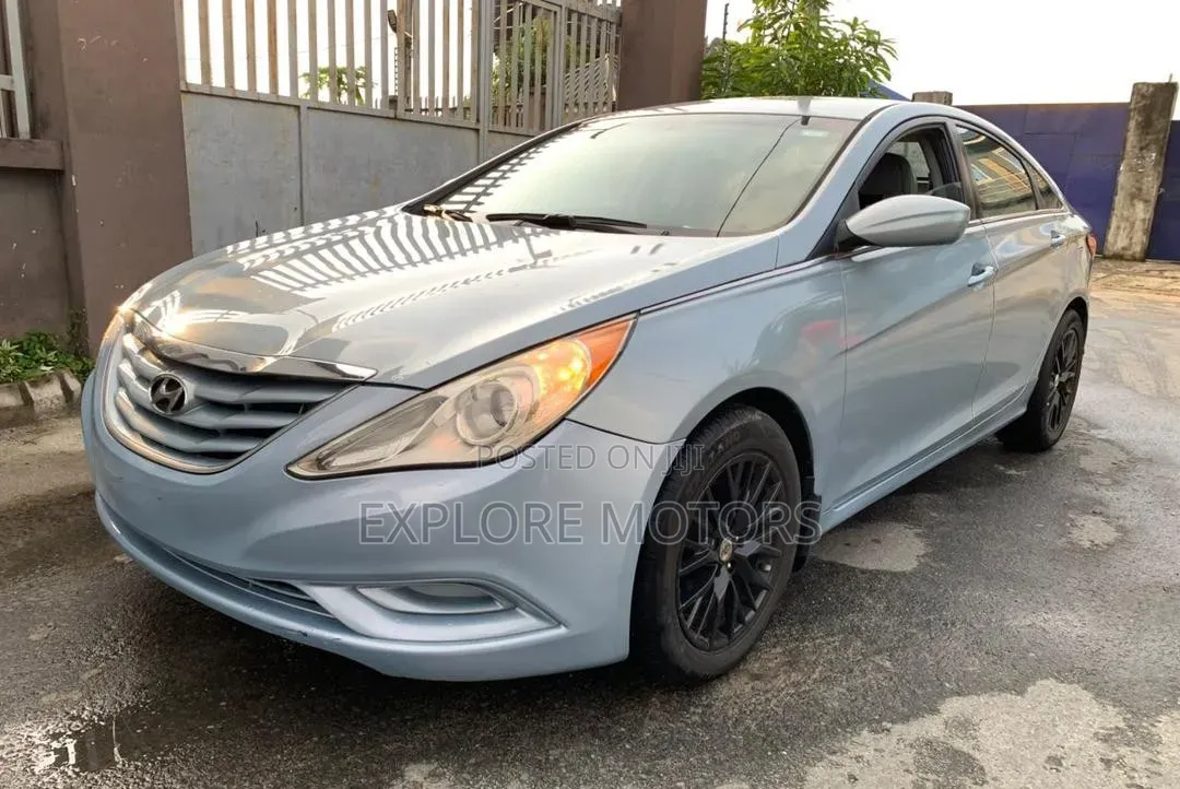 Hyundai Sonata 2012 Blue