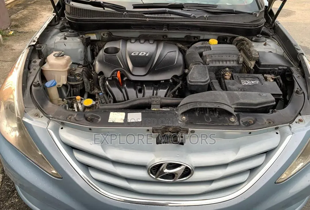 Hyundai Sonata 2012 Blue