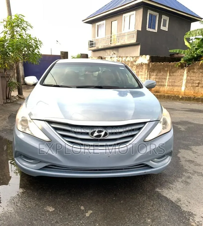 Hyundai Sonata 2012 Blue