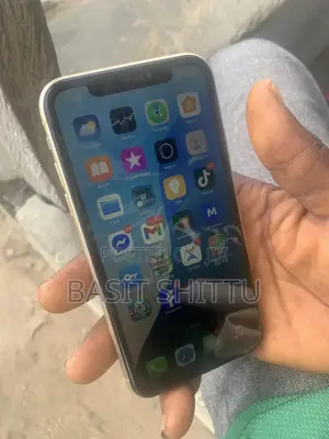 Apple iPhone XR 64 GB Yellow