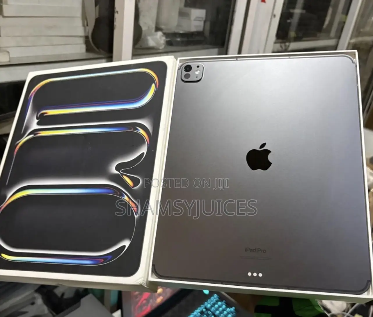 Apple iPad Pro 13 (2025) 256 GB Gray