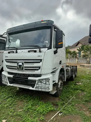 Truck Trailer Head