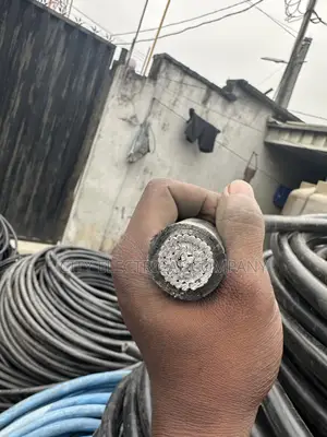 1 × 500mm2 Coleman Aluminium Armoured Cable
