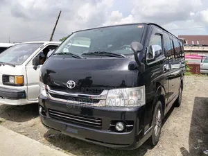 Toyota HiAce 2010 Black