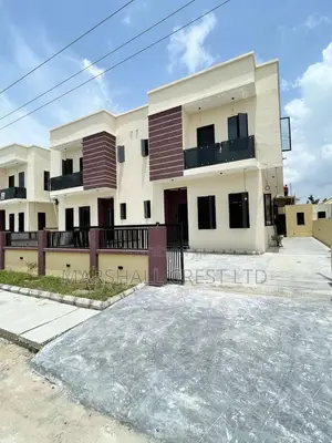 4bdrm Duplex in Sangotedo for sale