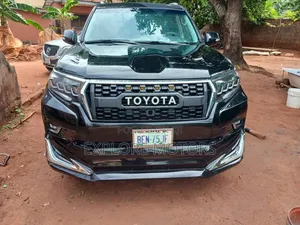 Toyota Land Cruiser Prado 2023 Black