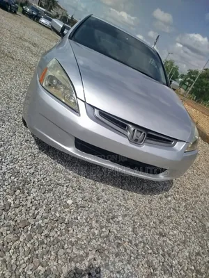 Honda Accord 2005 Silver