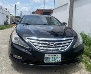 Hyundai Sonata 2013 Black