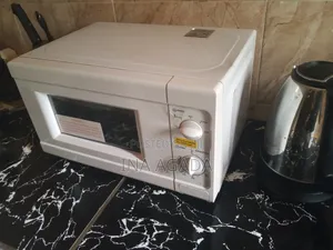Microwave Oven in Perfect Working Condition