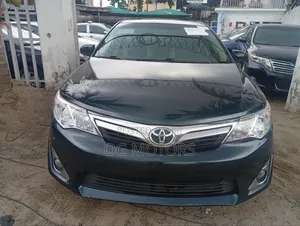 Toyota Camry LE 4dr Sedan (2.5L 4cyl 6A) 2013 Gray