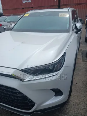 Toyota Grand Highlander Platinum AWD 2024 White