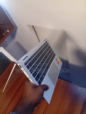 Laptop HP EliteBook x360 1030 G8 16GB Intel Core i7 SSD 512GB