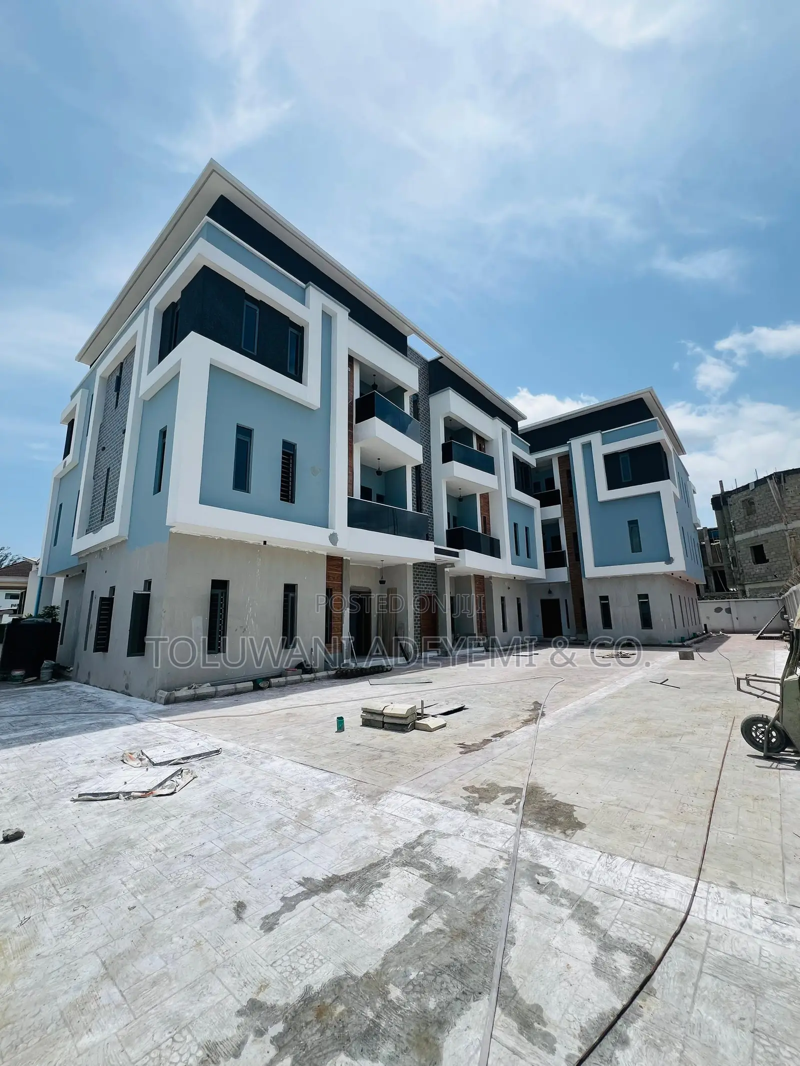 2 Bedroom Apartments