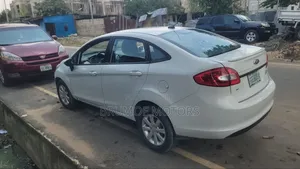 Ford Fiesta 1.4 2010 White