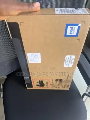 New Laptop HP 16GB Intel Core Ultra 7 SSD 512GB