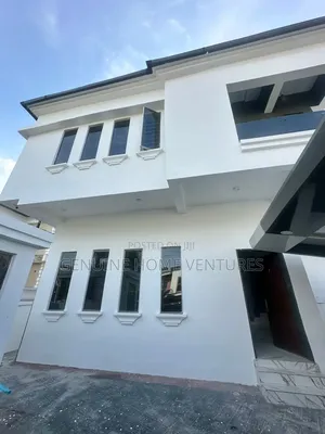 Studio Apartment in Osapa London for rent