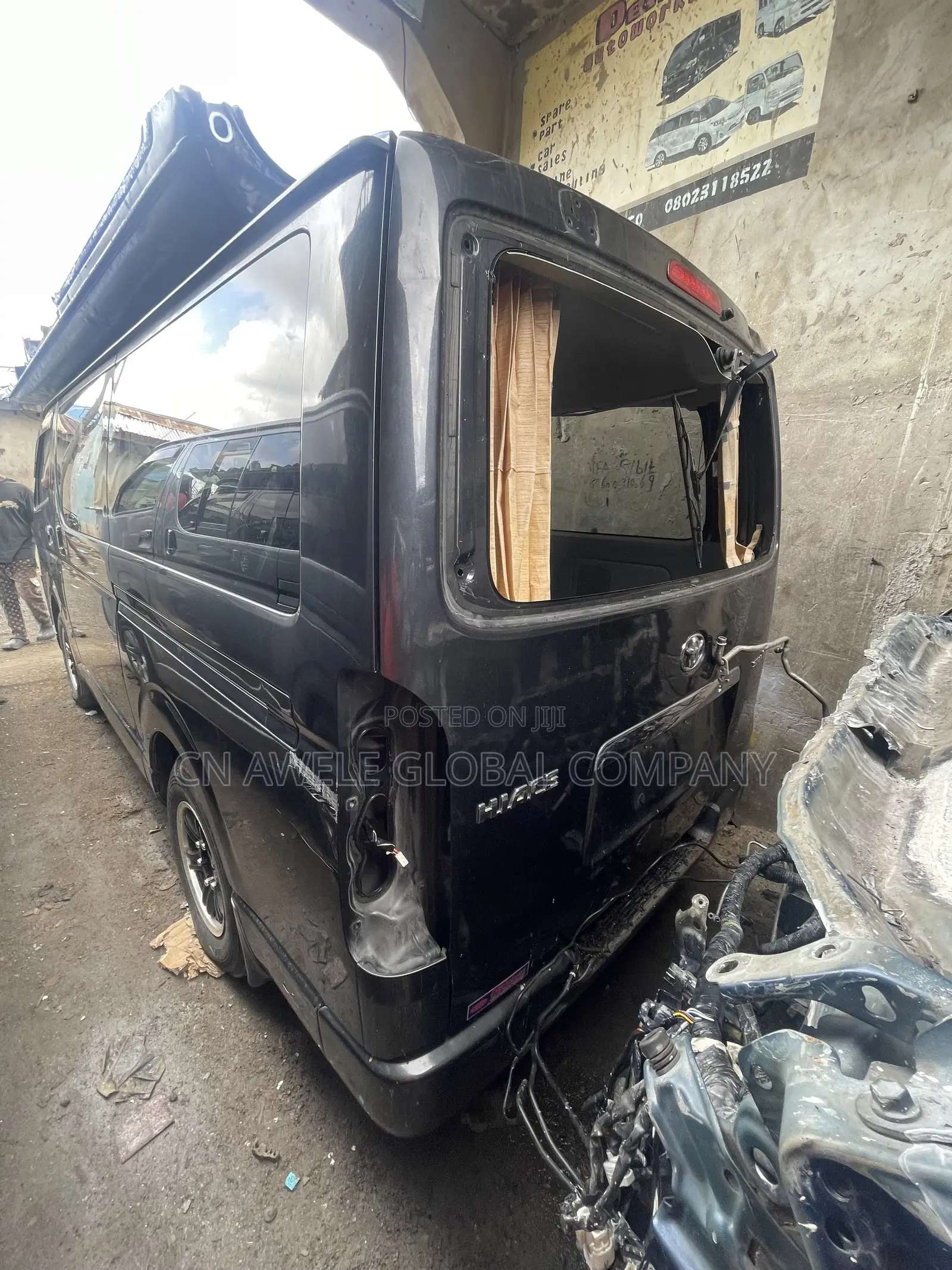 Toyota HiAce 2012 Black