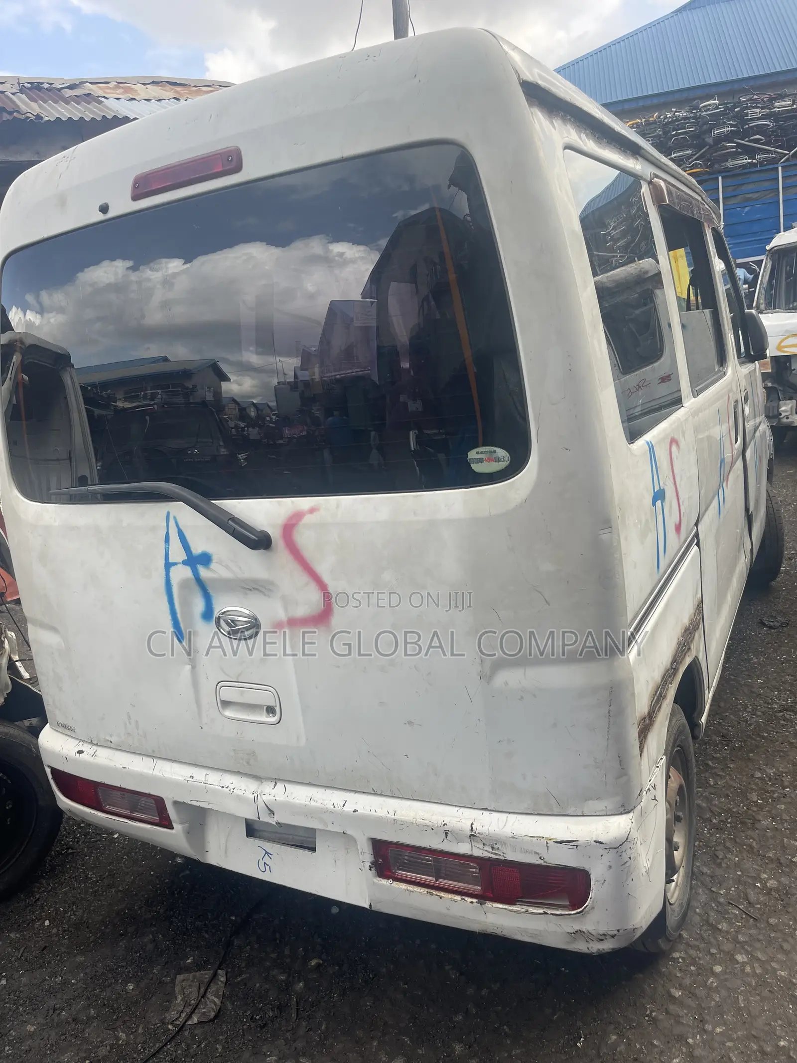 Daihatsu Hijet 2020 White
