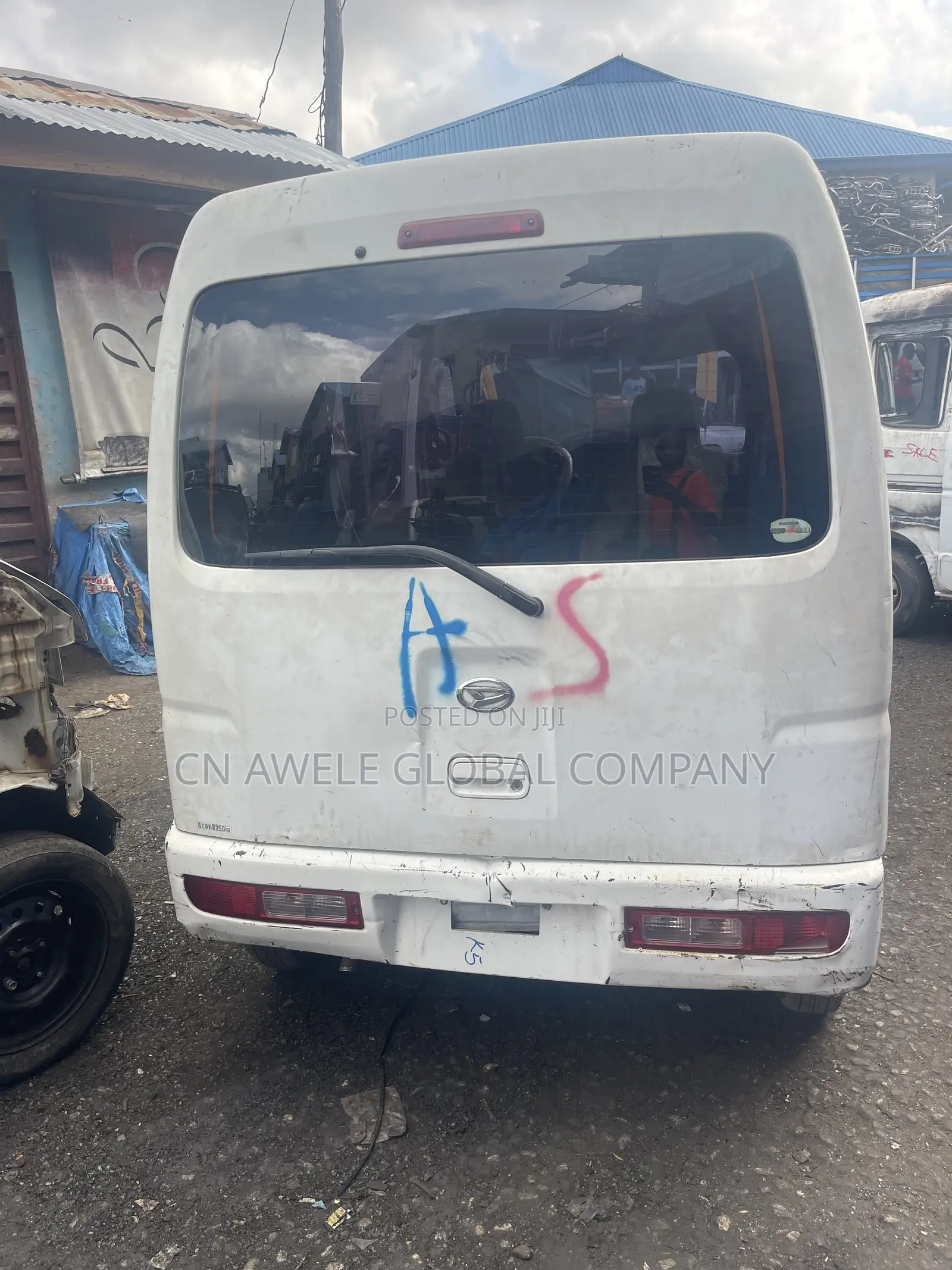 Daihatsu Hijet 2020 White