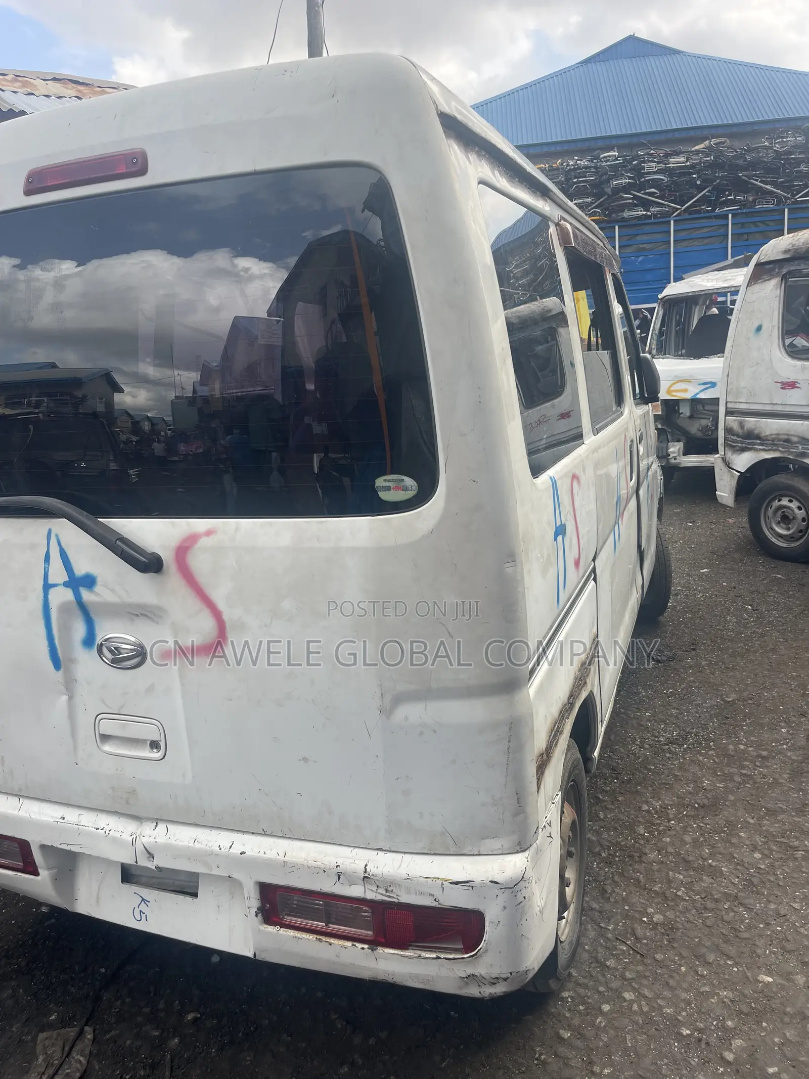 Daihatsu Hijet 2020 White