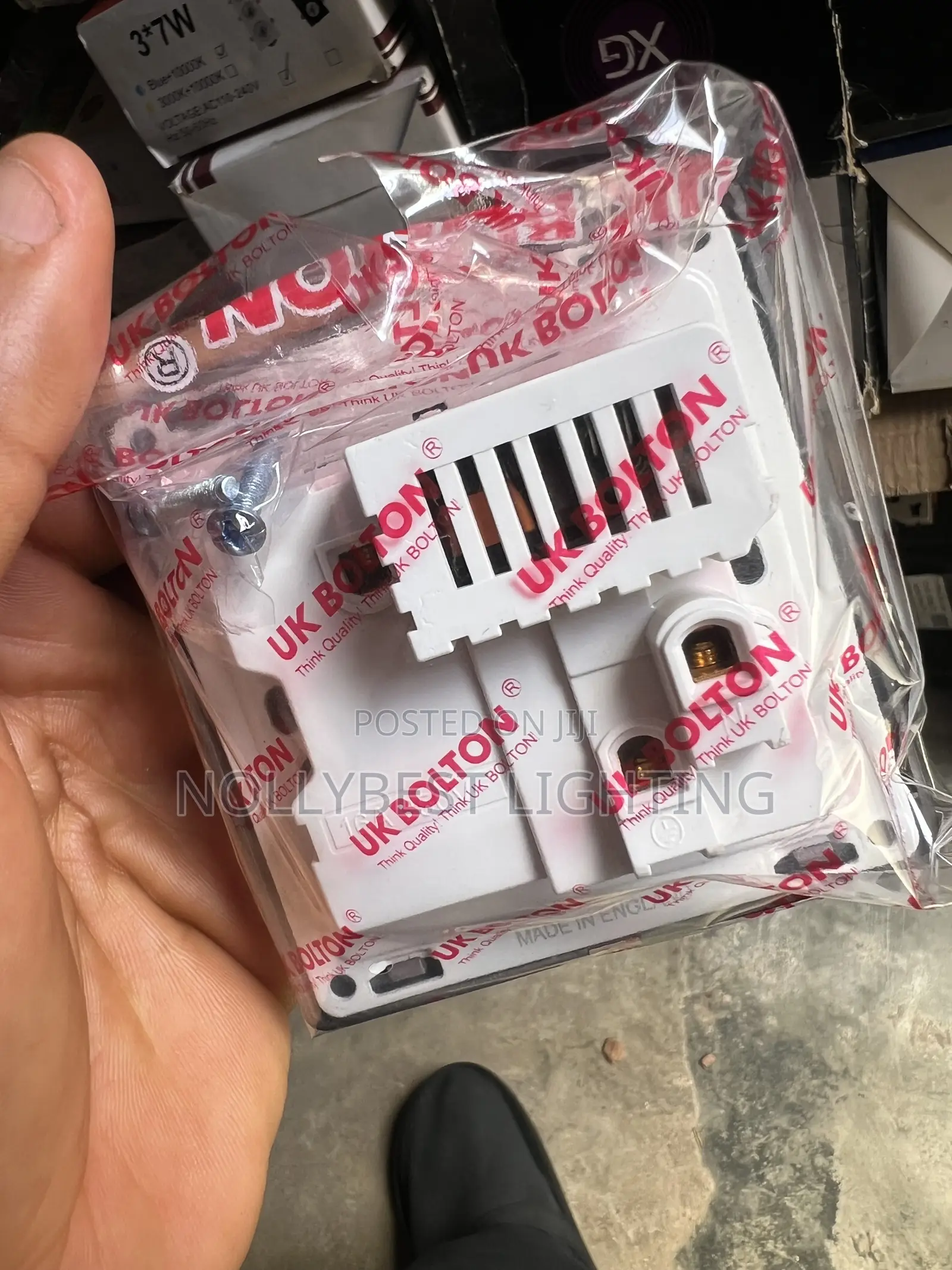 Socket and Noswitch’S With Usb