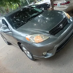 Toyota Matrix Standard AWD (1.8L 4cyl 4A) 2004 Gray
