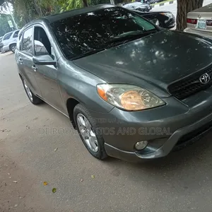 Toyota Matrix Standard AWD (1.8L 4cyl 4A) 2004 Gray