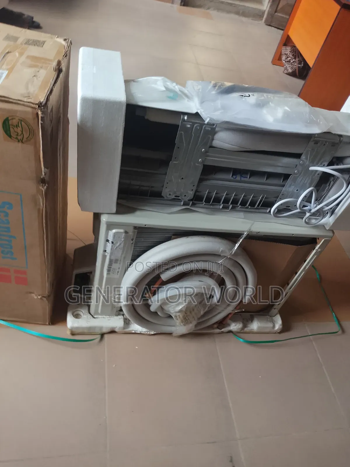 Scanfrost Split Air Conditioner Clean and Neat