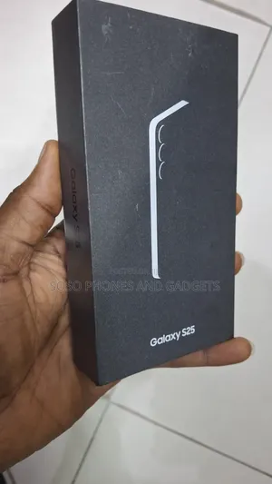 New Samsung Galaxy S25 256 GB Silver