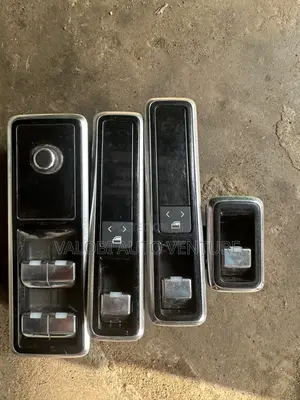 Automatic Side Step Hanger and Power Window Bottling 2020 Range Rover