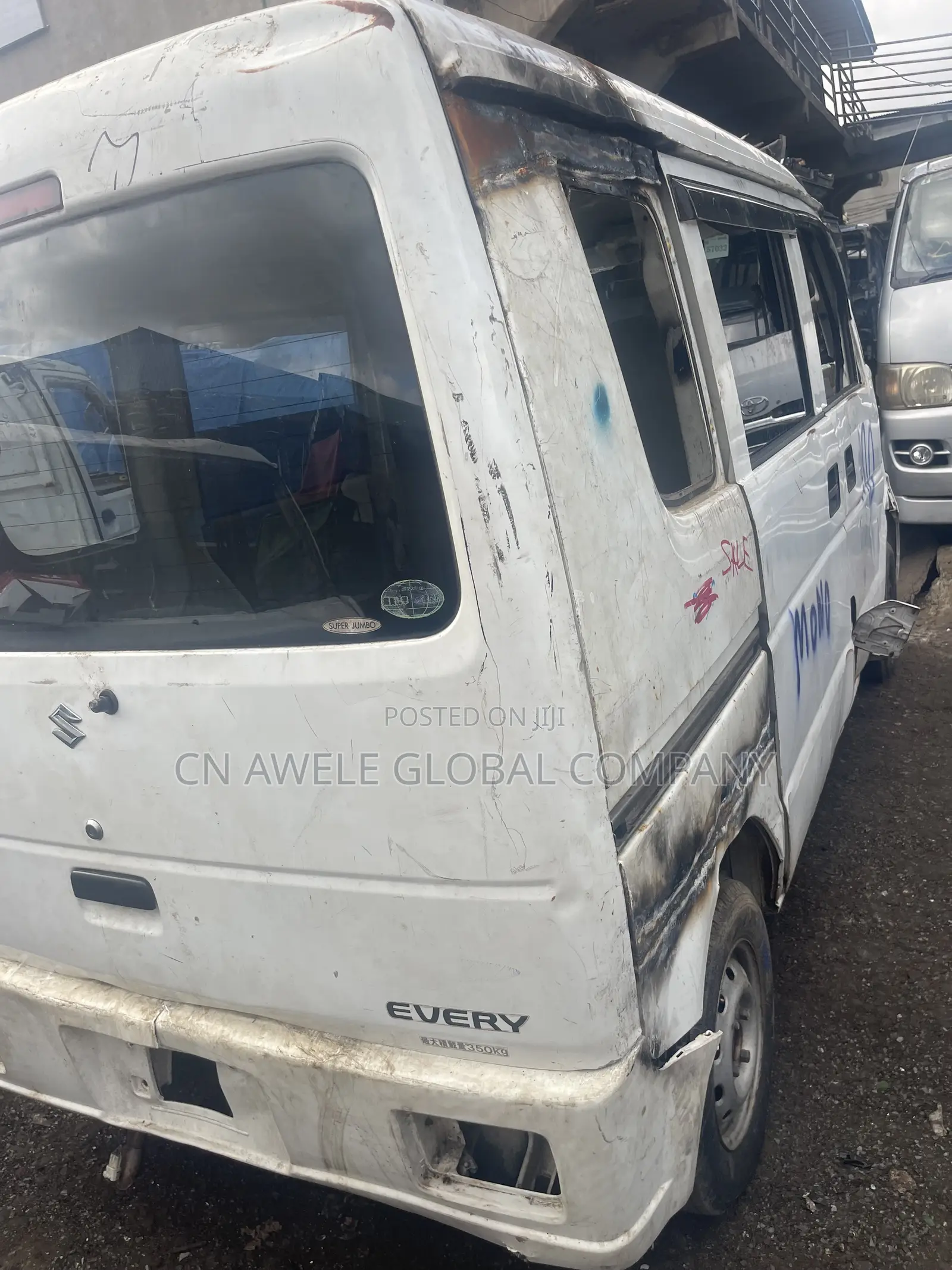 Suzuki Every 2012 White