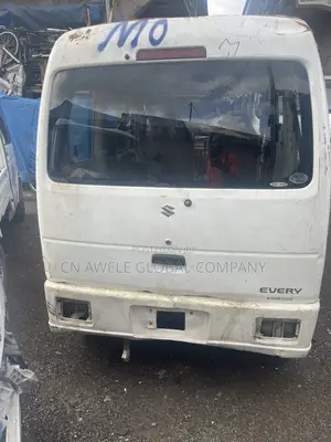 Suzuki Every 2012 White