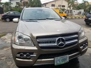 Mercedes-Benz GL-Class GL 450 2010 Gold