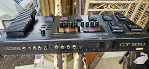 Boss Gt100 Guitar Effect Pedal