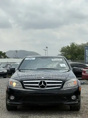 Mercedes-Benz C300 2010 Black