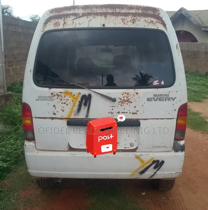 Suzuki Every 2008 White