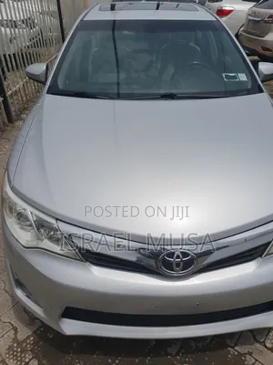Toyota Camry 2013 Silver